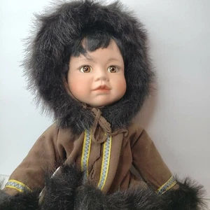 Eskimo Porcelain Miska Doll Danbury Mint 1993 Patricia Wall - Picture 1 of 7