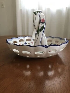 Vintage RCCL Handpainted Reticulated Oval Basket Woven Handle Portugal #272 A - Picture 1 of 8