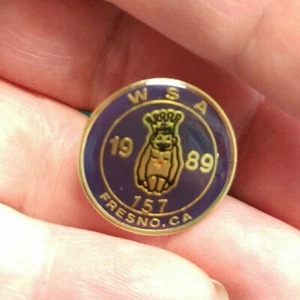 Pin de solapa Royal Order of Jesters, WSA 1989, Fresno California, ROJ Court 157 - Imagen 1 de 4