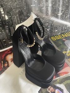 Las mejores ofertas en Tacones De Plataforma Versace para Mujeres | eBay