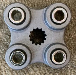 Hydraulic pump Coupler - Picture 1 of 3