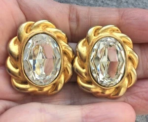 Vtg Carolee Earrings crystal oval big Chunky sparkly goldtone 80s clip on - Picture 1 of 5