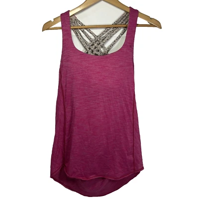 Blusa de treino Lululemon rosa e animal estampa selvagem com sutiã embutido tamanho 8 chita - Imagem 1 de 4