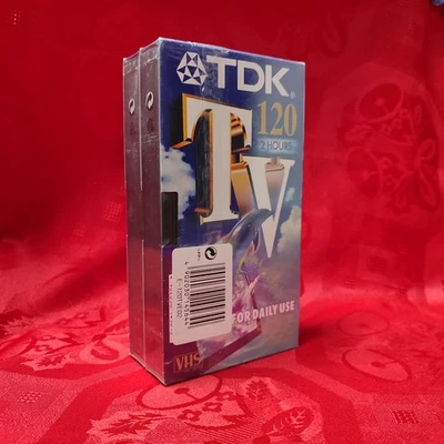 PACCO 2 VIDEOCASSETTE VHS VERGINI TDK TV 120 MINUTI, 2 ORE.  NUOVE, SIGILLATE!!! - Image 1 of 2