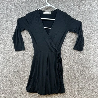 Vestido para mujer American Eagle talla extra pequeño negro manga larga envolvente sintética Foto 1 de 4