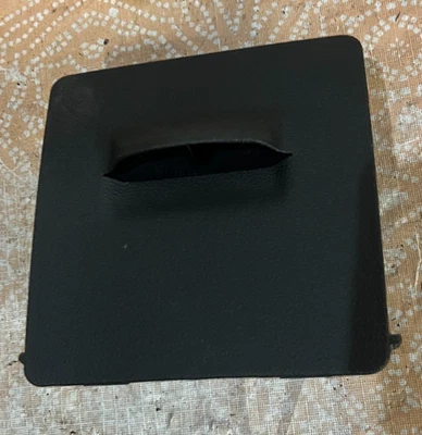 2007 2008 2009 Saturn Aura Rear Center Console Cup Holder Door Insert OEM B3 Foto 1 de 4