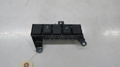 Interruptor de control de tracción Nissan Murano 2017-2024 OEM Foto 1 de 4