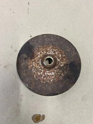 Polea de transmisión hidrostática soplador de nieve tracción sobre orugas Honda HS828S B682 Foto 1 de 4