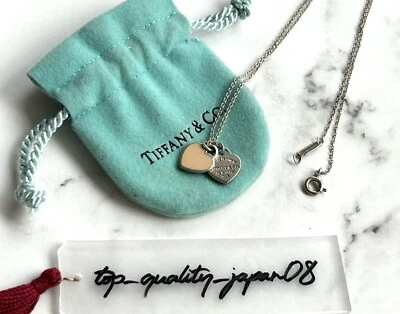 Collana TIFFANY & Co. Return to Mini con targhetta a doppio cuore rosa beige ... - Immagine 1 di 4