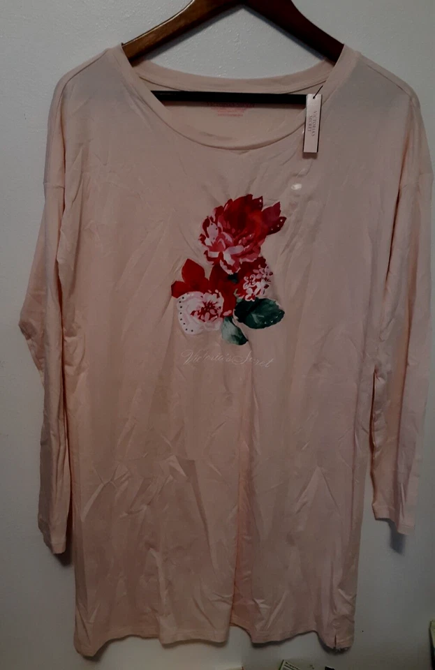 Prendas para dormir Victoria's Secret Blush Pin Rojo Verde FLORAL para mujer talla XS manga larga Foto 1 de 4