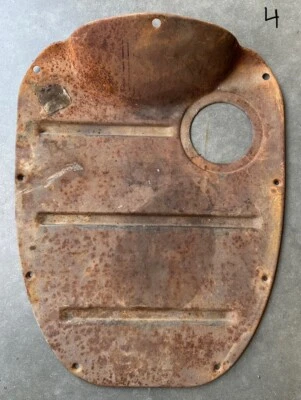 Cubierta de piso de transmisión para camioneta Chevrolet y GMC 1955-59 (3 velocidades o automática) Foto 1 de 2