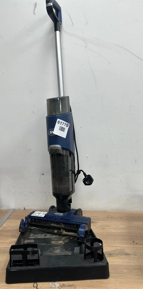 Shark HydroVac WD110UK Hard Floor Cleaner Vacuum Navy Blue- Not working - Image 1 of 3