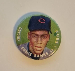1956 Topps Baseball Pin Pinback Button Ernie Banks Chicago Cubs NM - Picture 1 of 2