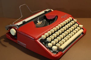 Vintage OLYMPIA SPLENDID 33 Schreibmaschine Nr. 95-325271 - Bild 1 von 23