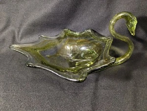 Vintage Large Mid Century Art Glass SWAN Vase Figurine Green Swirl Candy Dish - Bild 1 von 8