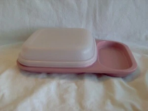 TUPPERWARE MEAL MATES TABLETT #1837 geteilt Servierplatte mit Deckel Dusty Rose - Bild 1 von 7