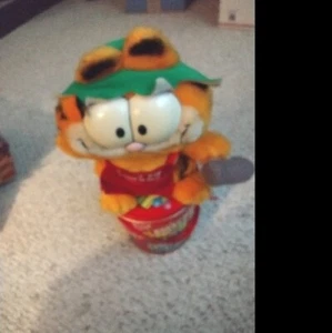 Peluche vintage 1981 ""Un buen elfo es difícil de encontrar"" Garfield - Imagen 1 de 9