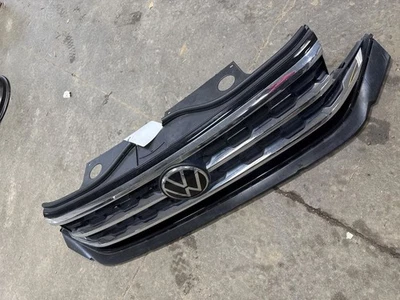 Grille Upper Chrome Grille Bars Fits 20-23 ATLAS CROSS SPORT 2062805 Foto 1 de 4