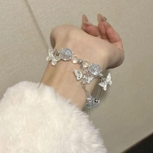 Trendy Bracelet with Shining Butterfly Design for Stylish Accessorizing - Picture 1 of 4