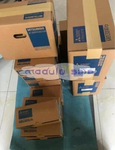 NUEVO UNO Servomotor Mitsubishi HF-KP23JW04-S16 HFKP23JW04S16 - Imagen 1 de 6