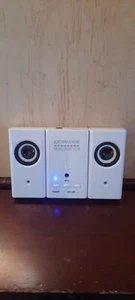 Kathmandu Portable Speaker System AUX Line In/Out - Picture 1 of 7