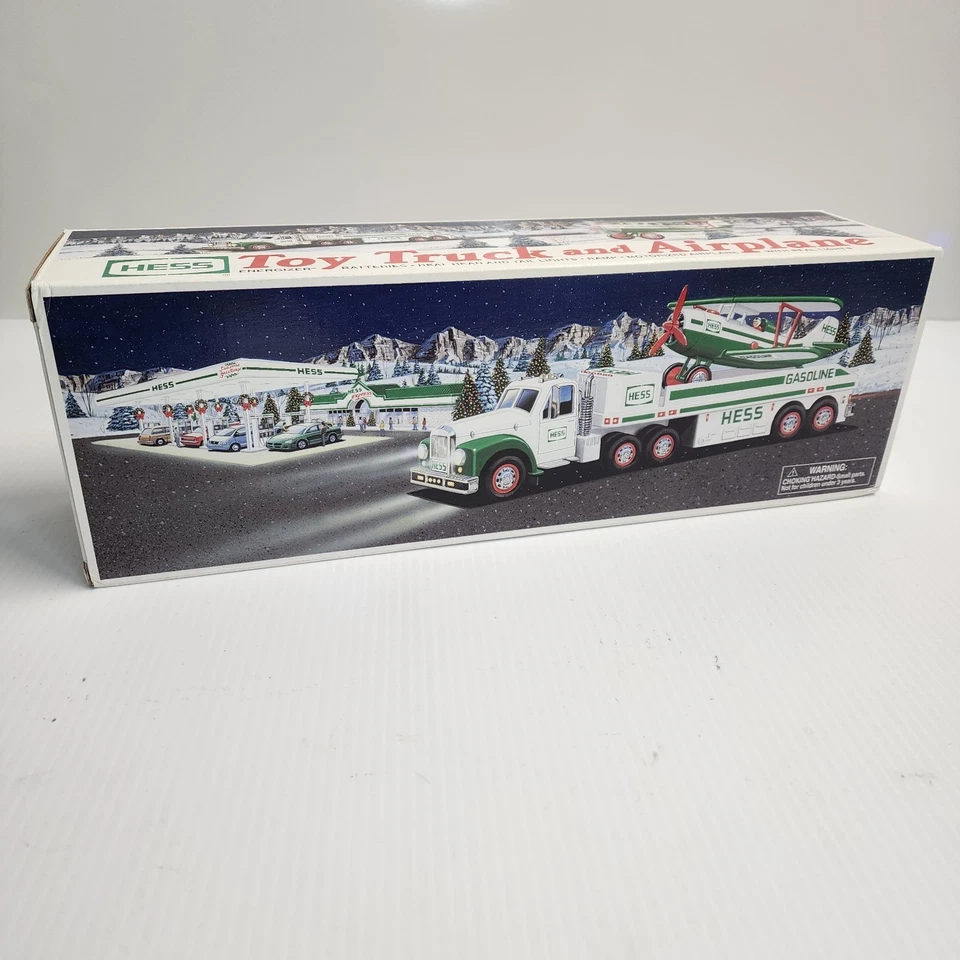 Camión de juguete y avión Hess 2002 con luces delanteras y traseras reales nuevo en caja Foto 1 de 4
