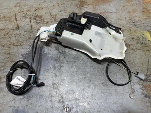 03-12 Mercedes SL500 SL55 AMG R230 Actuador de cierre de puerta de pasajero derecho OEM - Imagen 1 de 19