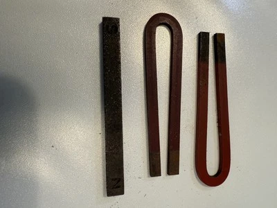 "2 imanes de maquinista vintage de herradura de 4"" bajo magnetismo 1 marcado norte sur" Foto 1 de 2