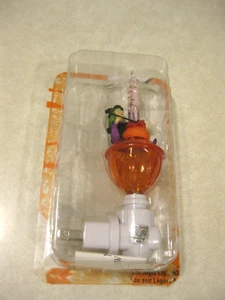 Halloween Witch Night Light Plug-In Decoration- New No Box - Picture 1 of 4