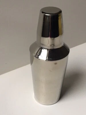 Cocktail Martini Shaker Mix Drinks Stainless Steel Never Used Mixer 8" tall - Image 1 of 4