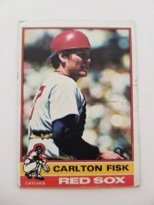 CARLTON FISK 1976 TOPPS BASEBALL CARD #365 BOSTON RED SOX - Picture 1 of 2