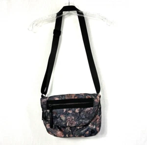 Lululemon Festival Crossbody Bag II 5L Frosted Rose Multi Black Full Zip - Picture 1 of 14