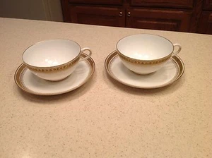 Two Vintage Porcelain Tea Cups & Saucers Limoges France W.G. & Co Great Quality - Imagen 1 de 12