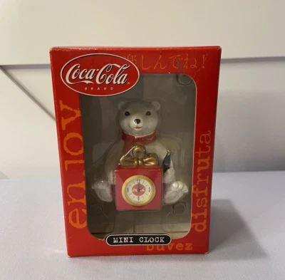 Nuevo en caja Coca-Cola Oso Polar Mini Reloj Oso Polar Blanco Sosteniendo una Botella de Coca-Cola Foto 1 de 4
