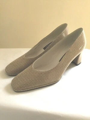 NUEVO Zapatos de tacón Stuart Weitzman beige aspecto tejido todo cuero talla 8 M Foto 1 de 4