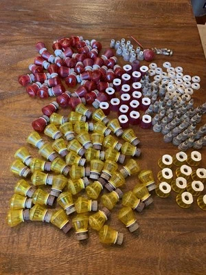 Lote de Luces Plásticas Carnaval Circo + Bases Elios 6W 60V Foto 1 de 4