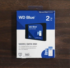 Disque SSD interne Western Digital Blue 2 To 520 Mo WDS200T3B0A - NEUF ! - Photo 1/1