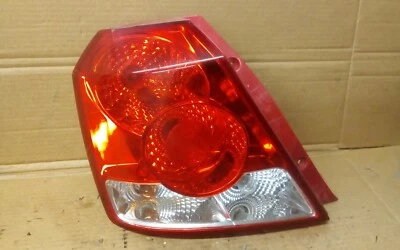  Lâmpada traseira lateral para motorista Chevrolet Aveo 2004-2008  - Imagem 1 de 2
