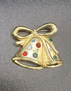 Vintage Gold Tone Red Blue White Christmas Bell Rhinestone Brooch Beautiful! - Picture 1 of 3
