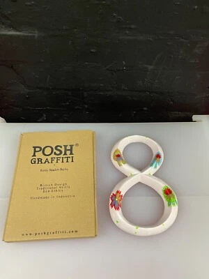 POSH GRAFFITI Decorative Floral Wooden Number 8 Measures 9 Inch - Image 1 of 4