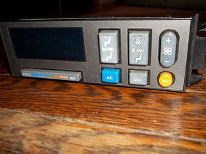 88-94 GMC CHEVY TRUCK CLIMATE HEATER CONTROL 93 92 max SILVERADO SUBURBAN SIERRA - Picture 1 of 4