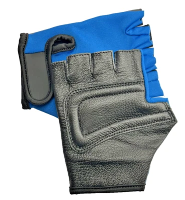 KIDS GLOVES / KIDS CYCLING GLOVES / KIDS PLAYING GLOVES / KIDS FOOTBALL GLOVES - Image 1 of 4