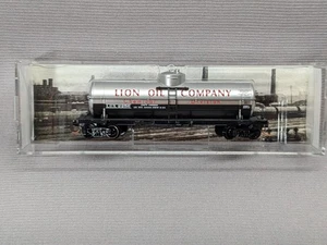 Spur N MTL # 06500820 LION OIL Co. 39' Single Dome Tank Car LUX 2256 - Bild 1 von 8