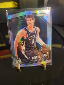 Brook Lopez n. 157 Prizm Black Hyper - Foto 1 di 2