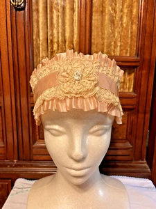 1920s boudoir Headband Light Peach Silk Ribbon & Fine Cotton Lace & Silk Rosette - Picture 1 of 11