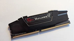 USED G.SKILL RIPJAWS V DDR4 RAM (1 x 8GB) (DDR4-3200) F4-3200C16D-16GVKB Memory - Picture 1 of 5
