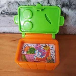 Fisher Price Little People VERDE Naranja PICNIC FIESTA REFRIGERADOR VERANO Celebración - Imagen 1 de 5