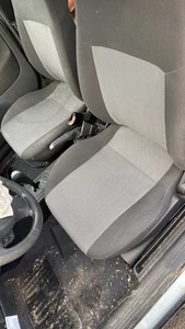 SITZ LINKS VORNE Opel Combo Tour (Corsa C) MPV 1.3 CDTI 16V (Z13DTJ) 24406530 - Bild 1 von 4