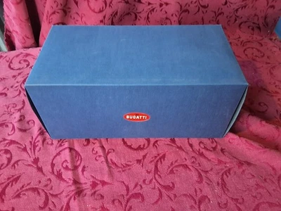 Coche diecast negro #0796 RARO Autoart 1/18 Bugatti EB 16.4 Veyron Sang Noir Foto 1 de 4