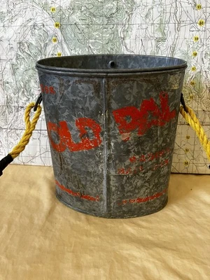 Antigua lata de cebo para vadear pal de colección  Foto 1 de 4